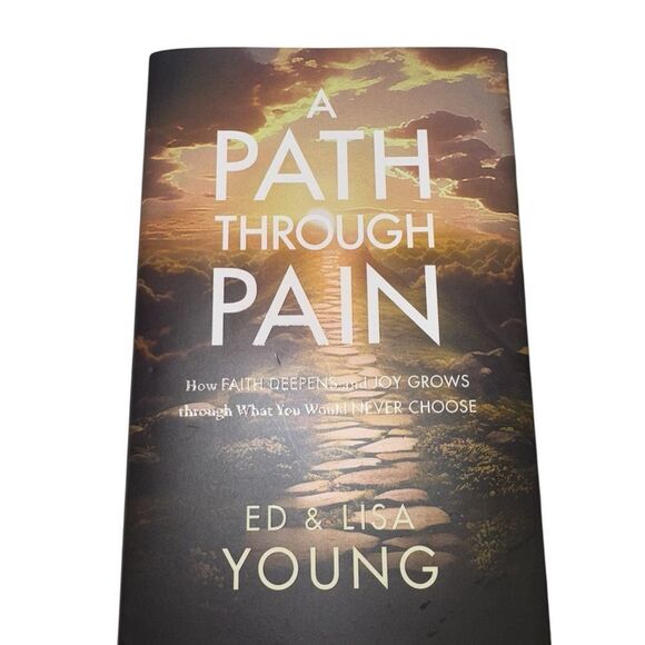 A Path Through Pain Book by Ed & Lisa Young - Picture 1 of 2